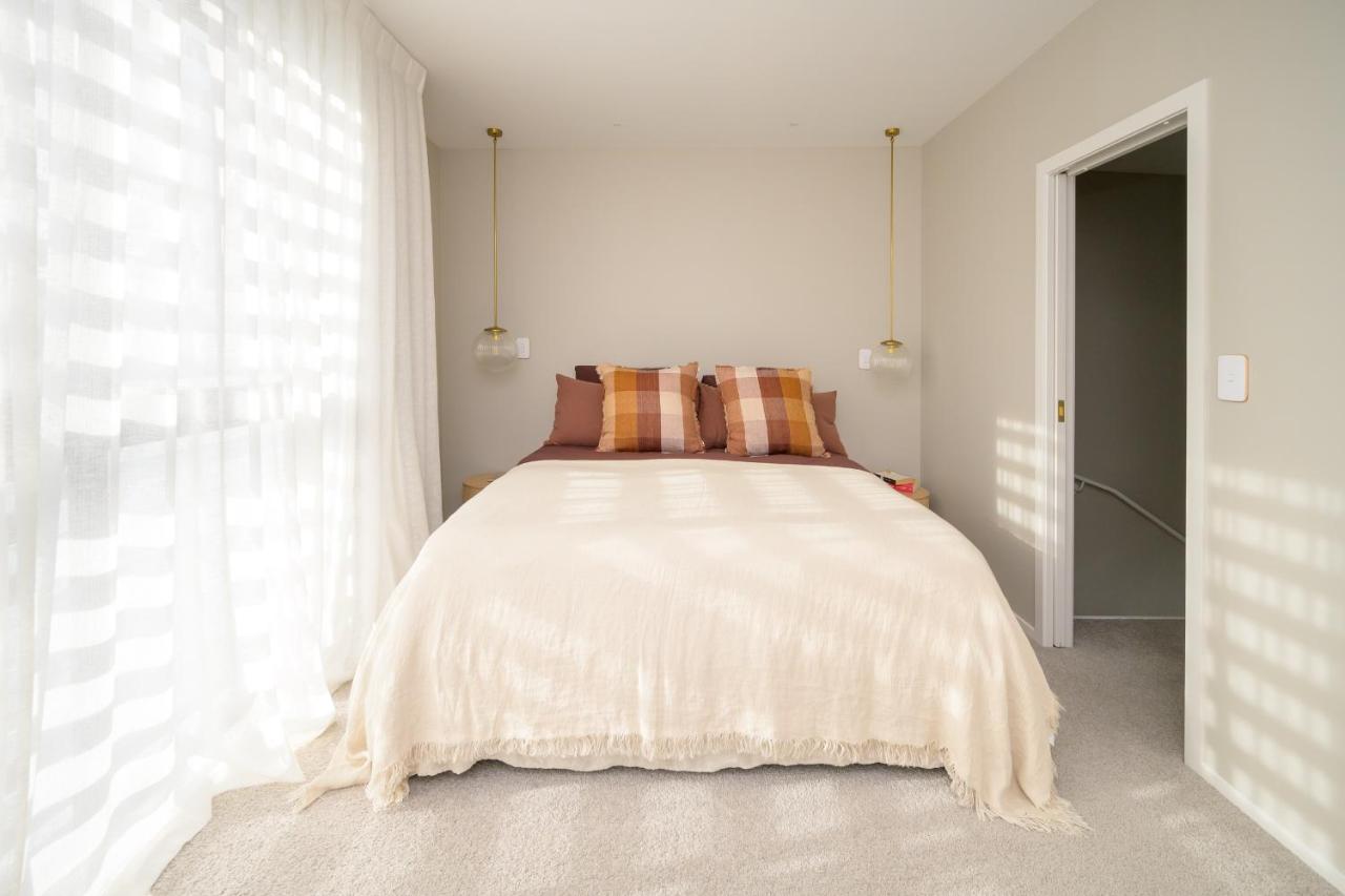 Downtown Mount Maunganui Apartment ภายนอก รูปภาพ