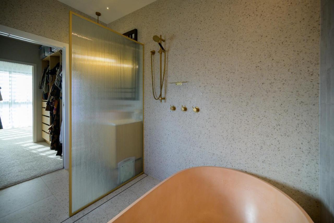 Downtown Mount Maunganui Apartment ภายนอก รูปภาพ